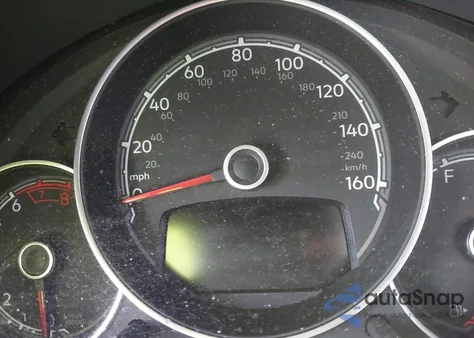 2018 Volkswagen Beetle S/Coast из США, поврежденный, VIN 3VWFD7ATXJM710356